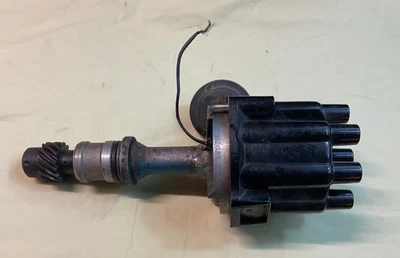 Oldsmobile Cutlass 1971 71 442 W37 455 distribuidor de 4 velocidades 1112033 Foto 1 de 4