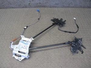 10-15 LEXUS IS350 IS250 CONVERTIBLE FRONT TRUNK ROOF LOCK LATCH MOTOR ASSY OEM - Foto 1 di 16
