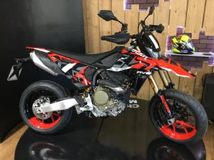 Ducati Hypermotard 698 Mono RVE 2025 with FREE UK DELIVERY! 2.9% APR HP & PCP! - Picture 1 of 12