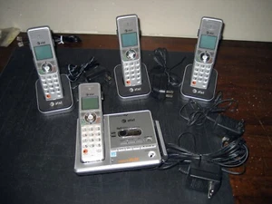 AT&T Detect 6.0 SL82658 charge Bases, 4 phones, in answering Machine w/warranty - Bild 1 von 1