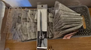 1 ELF e.l.f. Kosmetik Make-up abgewinkelter Eyeliner Pinsel #84013 schwarz Eyeliner - Bild 1 von 2