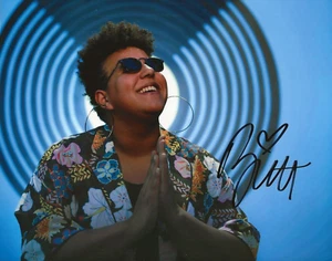 Brittany Howard of Alabama Shakes REAL hand SIGNED Photo #3 COA Autographed - Picture 1 of 2