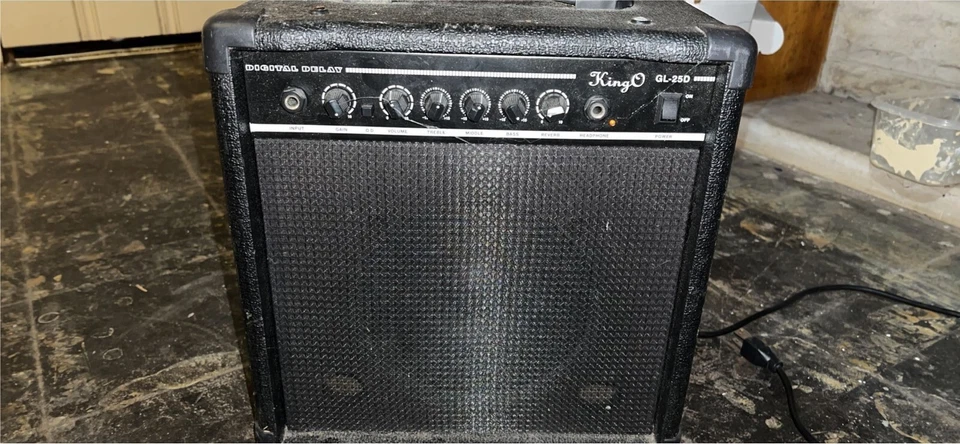 King O GL-25D AMP (Guitarra, Baixo) - Imagem 1 de 2