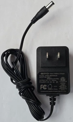 Adaptador Cargador Batería GPO Clase 2 Mod: GA09-0600500US Salida: 6VDC 500mA Dongguan Foto 1 de 4
