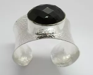 01 Silver Cuff Bangle Natural Gemstone Smoky Quartz Oval Stone Hammered Bracelet - Picture 1 of 4