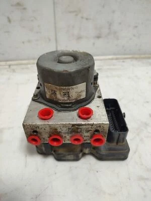 Dodge Caravan Town and Country 2013 bomba ABS con módulo OEM 68128174AA Foto 1 de 4