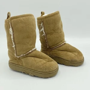 Children’s Place Little Girl’s Fur Lined Winter Boots Shoes with Hearts Size 9 - Picture 1 of 7