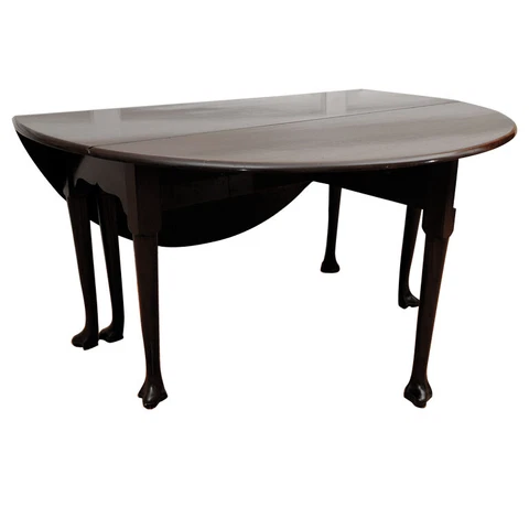 Philadelphia Area Mid 18th c.Oval Mahogany Drop Leaf Dining Table w/Trifid Feet Cover