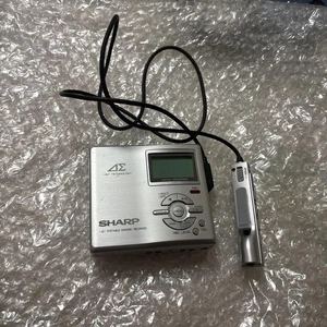 Sharp 1-Bit Portable Minidisc Recorder - Picture 1 of 8