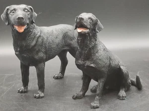 Pair of Black Labrador Resin Figurines – Vintage Dog Statues – 12 cm Tall – VGC - Picture 1 of 9