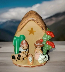 Nativity Scene Peruvian Folk Art Painted Terracotta 3x2.5" - Picture 1 of 10