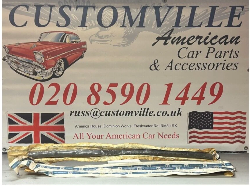 1984-96 corvette door glass outer moulding - Image 1 of 2