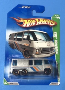 Lot Is For (1) HOT WHEELS 2009 Treasure Hunt #63/190 72' GMC MOTORHOME - Picture 1 of 6