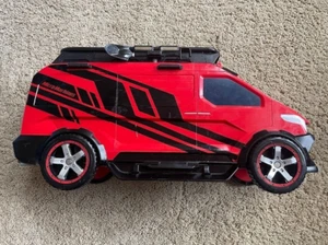 Micro Machines SVC Red Super Van City Large Toy Travel Transforming Playset - Picture 1 of 4