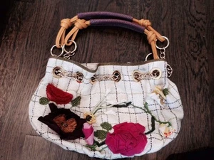 Vintage Etro Designer Handbag Floral Design Leather Handle/ Gold Chain! - Picture 1 of 3