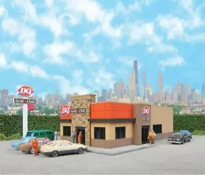WALTHERS CORNERSTONE 933-3846 Scala N DQ GRILL & CHILL RESTAURANT KIT Drive-thru - Foto 1 di 2
