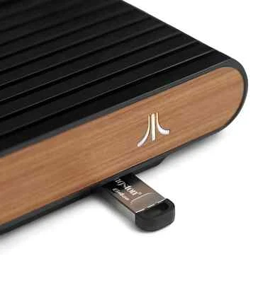 Kingston DataTraveler Kyson Custom USB Drive Atari VCS PC Mode - Immagine 1 di 4