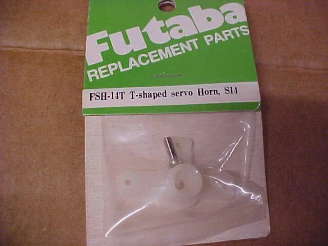 FUTABA FSH-14T = T-SHAPED SERVO HORN: FP-S14 SERVO (NEW) - Image 1 of 1