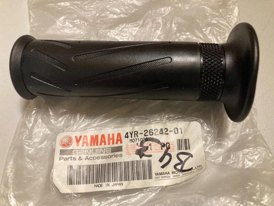 Maniglia Destra Yamaha Dt 125 R Tw 125 Tt-R 90 Tt-R 125 4YR-26242-01 NOS - Immagine 1 di 1
