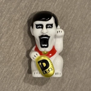 Figura de 3" exclusiva de Fortune Cat Punk Drunkers Aitsu Las Vegas 2025 DesignerCon - Imagen 1 de 7