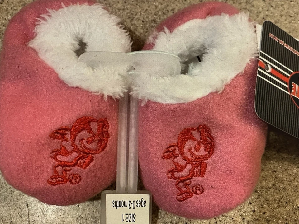 俄亥俄州立大学七叶树 NCAA 女宝宝粉色拖鞋 - 全新带标签 — 第 1/4 张图片