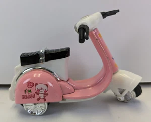 Vespa Toy 3 Wheel Pink Scooter 4” Diecast Doll Sized Classic - Picture 1 of 2