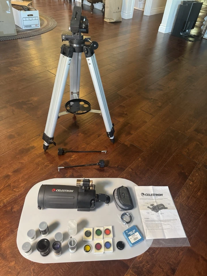 Celestron C90mm Maksutov Spotting Scope #52265 with Heavy Duty Tripod + Extra’s - Image 1 of 4