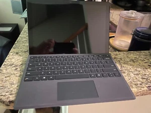 Microsoft Surface Pro 6 with dock - Picture 1 of 4