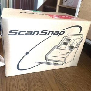 Fujitsu ScanSnap iX500 Color Document Scanner Lightweight design, easy scanning - Picture 1 of 7