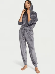 Victoria's Secret S,M,L TRACKSUIT SET Hoodie+jogger pants GRAY INFINITY VELOUR - Picture 1 of 4