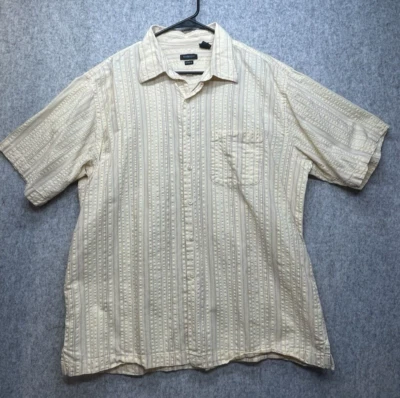 Van Heusen Men’s XL 17-17 1/2 100% Cotton Textured Short Sleeve Button Up Shirt - Image 1 of 4