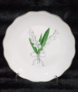 4 Lily of the Valley Coquette Bow Salad Plates 8" Gold Scalloped Trim Godinger - Picture 1 of 12