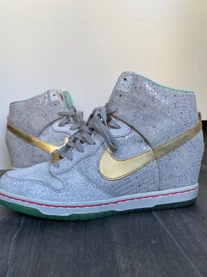 Nike Sky-Hi Dunk 'Year of the Horse' *raro* usado 2x - espuma do mar, cinza, dourado - Imagem 1 de 4