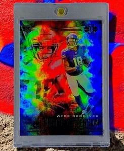 Justin Jefferson Rookie Black Refractor Holo 2020 Panini Base No Automática - Vikingos - Imagen 1 de 6