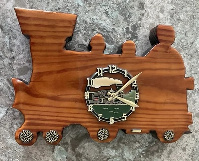 Reloj Tren Ferrocarril Hermoso Acabado Madera Necesita Mecanismo Foto 1 de 4