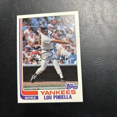 #538 Lou Piniella 1982 Topps  Baseball Card Cb15 new york yankees  - Image 1 of 2