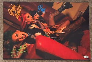 Shotzi - Gigi Dolan & Shotzie BlackHeart Chemical X Firmado 11 x 17 WWE NXT - Imagen 1 de 1