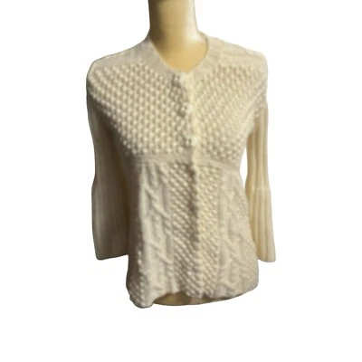 Suéter Fossil Cárdigan Medio Tejido con Cable Recortado Mezcla de Lana Grannycore Foto 1 de 4