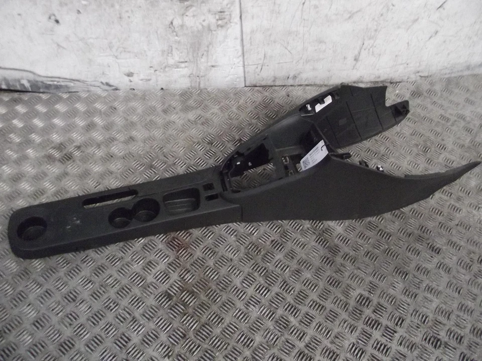 Console central Renault Clio com porta-copo 210098070017 Mk4 2013-2020A - Imagem 1 de 4