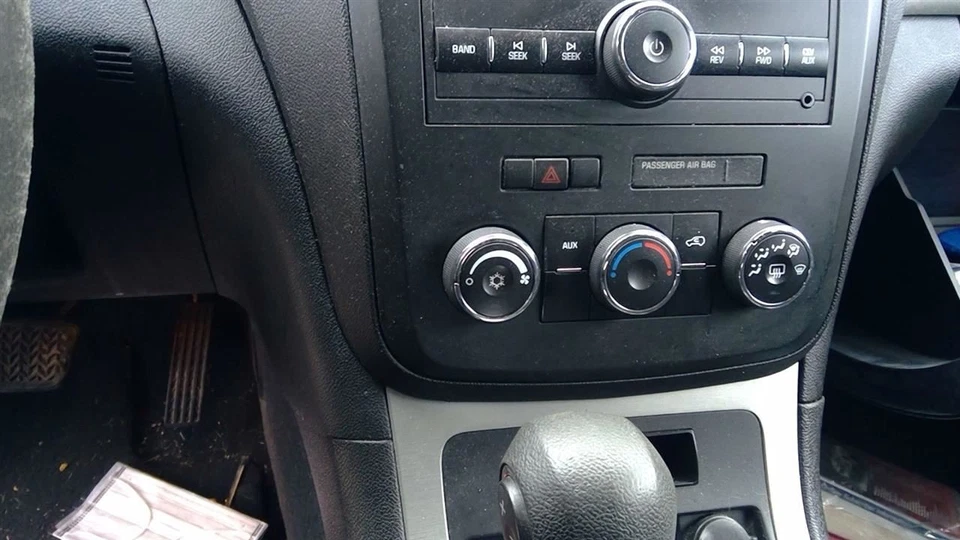 2007 08 09 10 Saturn Outlook Temperature Control w/ Manual Controls | OPT C67 - Image 1 of 4