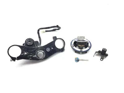 Lockset Ignition Trunk Tank Gas Cap Key 2000 Yamaha YZF R1 3309 x - Image 1 of 4