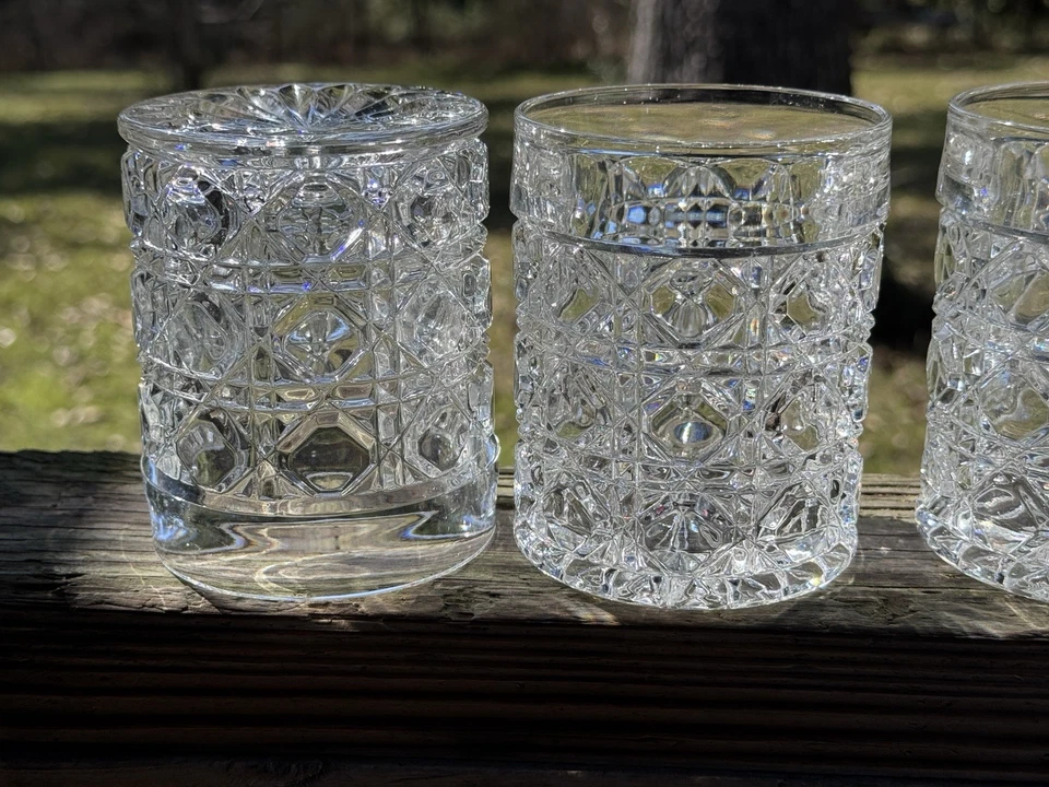 UNO RARO DIFÍCIL DE ENCONTRAR Baccarat Cristal Pesado Diamantes Whisky Rocks Vidrio Foto 1 de 4