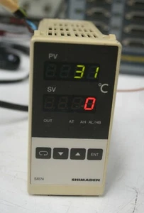 Shimaden SR74-8P1-00 Temperaturregler - Bild 1 von 8