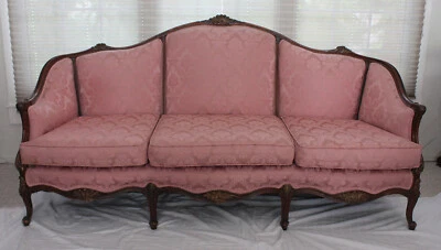 SOFÁ/CAMA ANTIGO FRANCÊS LOUIS XV MADEIRA ESCULPIDA ESCURA COR ROSA CANAPE - Imagem 1 de 4
