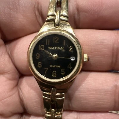 *Funcionando* Reloj WALTHAM 30 Metros Oro Pulsera Mujer Batería Nueva Envío Gratis Foto 1 de 4