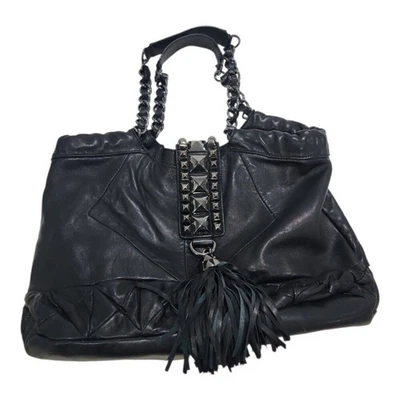 Bolso de Hombro Betsey Johnson Whips & Studs 100% Piel de Cordero Hobo Negro Mate Punk Foto 1 de 4