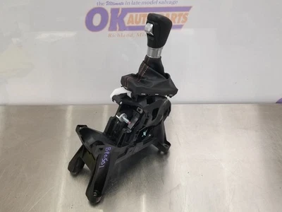 24 2024 HONDA CRV CR-V 2.0L HYBRID SPORT AUTOMATIC TRANSMISSION SHIFTER  - Image 1 of 4