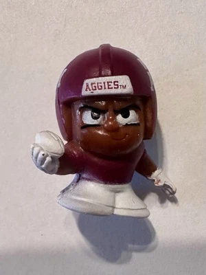 Receptor ancho Teenymates Advent Edition Texas A&M Aggies de fútbol americano de la NCAA 2025 Foto 1 de 3