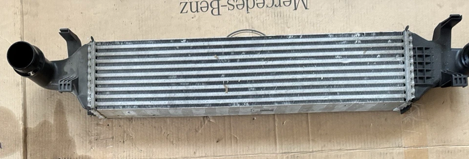 Intercooler Turbocompressore Originale Mercedes Classe B (W246) Cod. A2465000100 - Immagine 1 di 4