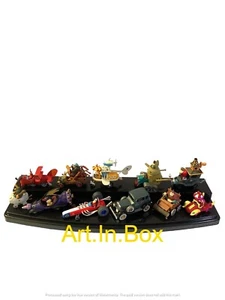Juego de figuras Kensin Wacky Races, Japón limitado ¡muy RARO con estuche de acrílico! 1/64 - Imagen 1 de 7